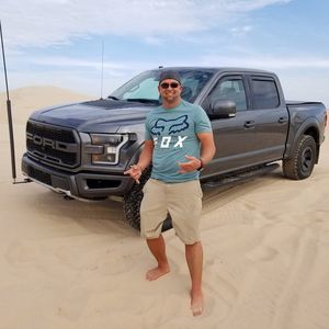 Meet your Posher, Robert